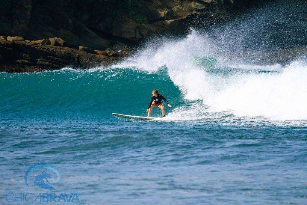 Weekly Chica Brava Camp Story: Riding a wave!