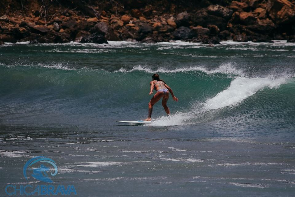 Chica Brava Surfer